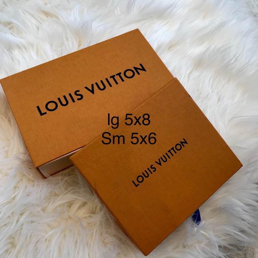AUTH LOUIS VUITTON GIFT BOXES